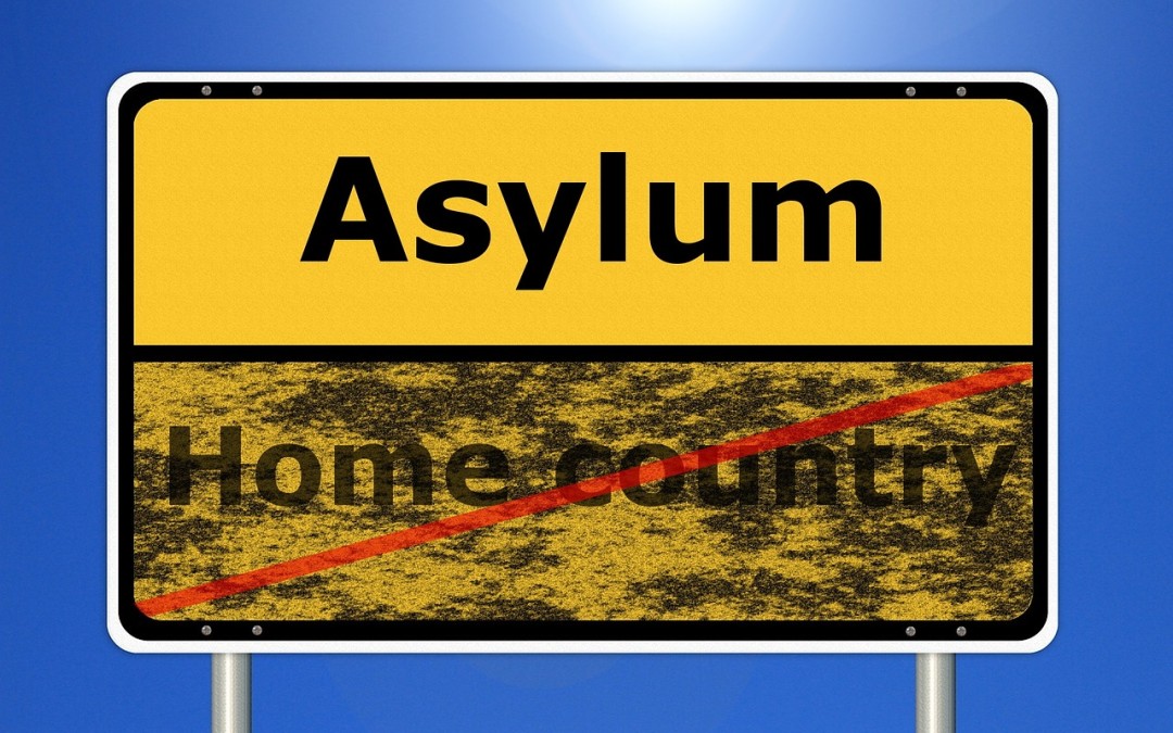 Die Anhörung im Asylverfahren. Empfehlungen für Helfer und Asylsuchende.